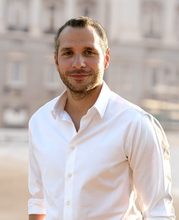 nicolas-1.jpg